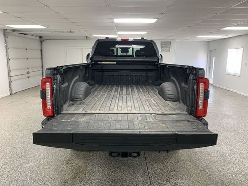 Used 2024 Ford F250 Lariat w/ Black Appearance Package AWD/4WD image 31