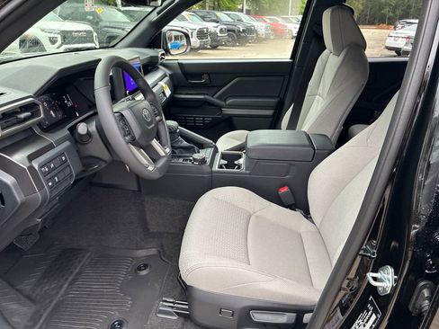 New 2026 Toyota 4Runner SR5 AWD/4WD image 15