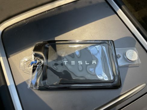 Used 2023 Tesla Model Y Performance AWD/4WD image 37