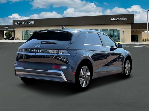 New 2026 Hyundai Ioniq 5 SEL RWD image 7