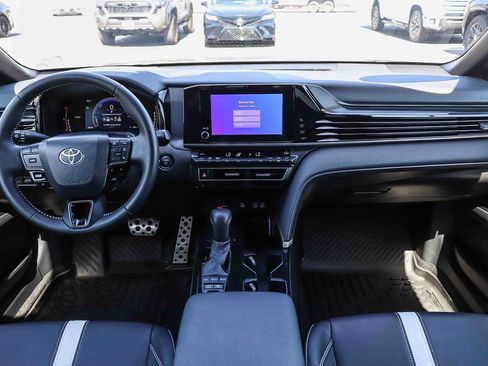 Certified 2025 Toyota Camry SE FWD image 15