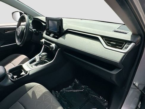 Used 2019 Toyota RAV4 XLE image 27
