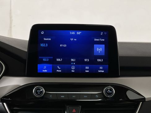 Certified 2020 Ford Escape SEL AWD/4WD image 18