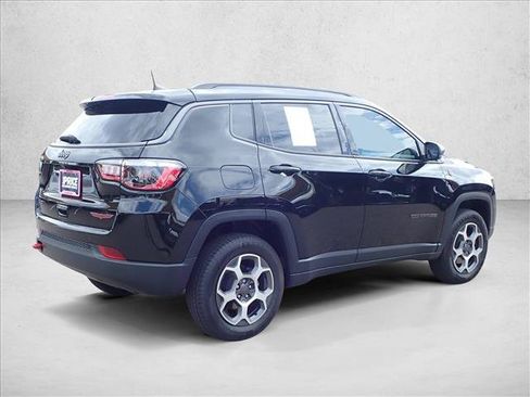 Used 2022 Jeep Compass Trailhawk w/ Trailhawk Convenience Group AWD/4WD image 4