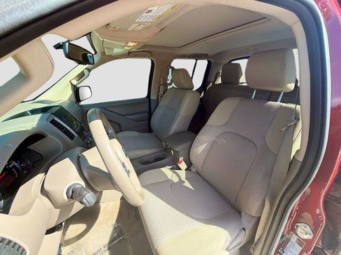 Certified 2017 Nissan Frontier SV w/ SV Value Truck Package image 21