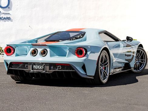 Used 2019 Ford GT RWD image 8