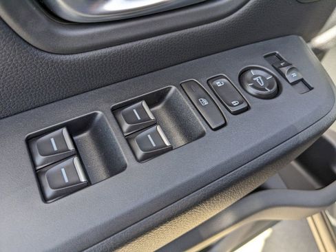 New 2025 Honda Pilot EX-L image 14