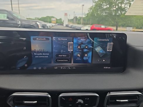New 2026 Nissan Sentra SV w/ SV Convenience Package FWD image 23