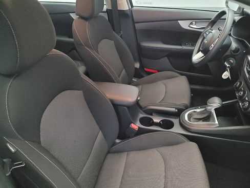 Used 2024 Kia Forte LXS image 21