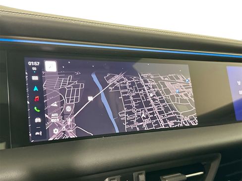 Certified 2025 Porsche Macan Turbo Electric image 22