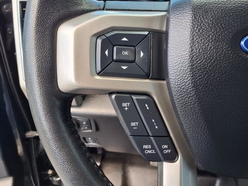 Used 2020 Ford F250 Lariat image 23