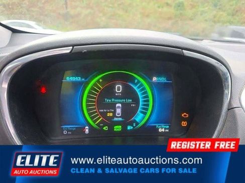 Used 2017 Chevrolet Volt Premier w/ Driver Confidence II Package image 15