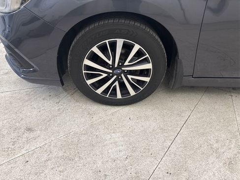 Used 2018 Subaru Legacy 2.5i Premium AWD/4WD image 10