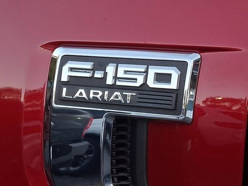 Used 2024 Ford F150 Lariat w/ FX4 Off-Road Package image 29