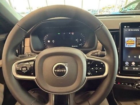 New 2026 Volvo XC90 B6 Plus w/ Protection Package Premier image 8