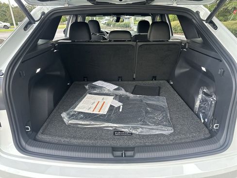 New 2026 Volkswagen Atlas Cross Sport SE image 24