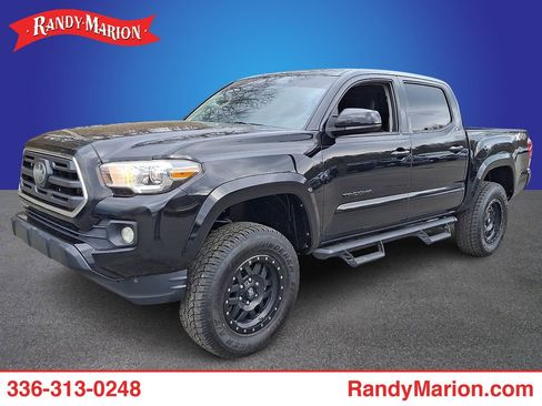 Used 2018 Toyota Tacoma SR5 image 1