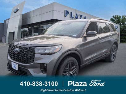 New 2025 Ford Explorer ST-Line w/ Premium Package