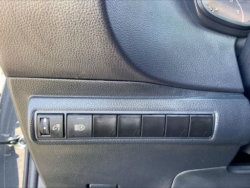 Used 2024 Toyota Corolla LE FWD image 33
