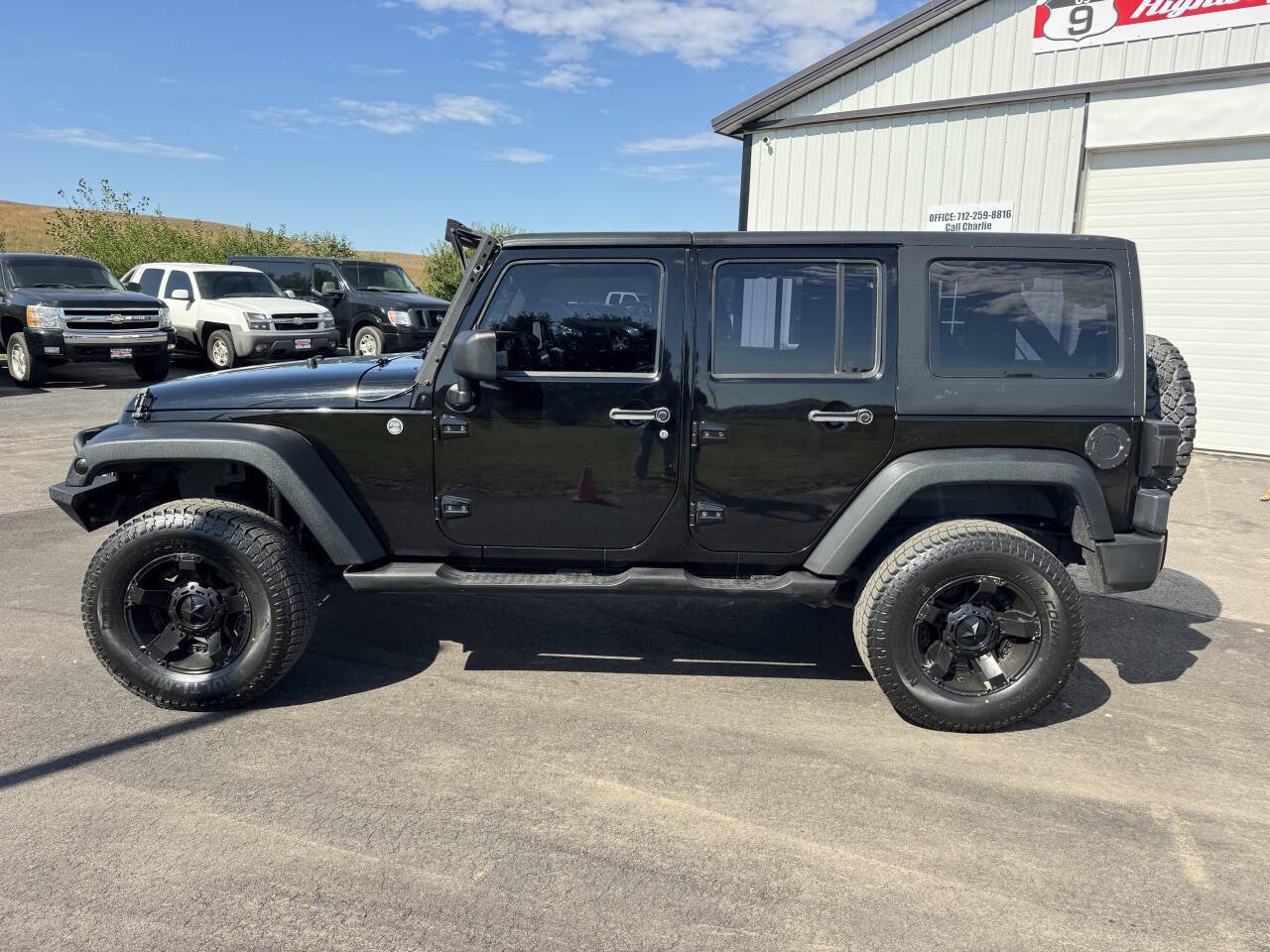 Used 2013 Jeep Wrangler Unlimited Sport AWD/4WD image 2