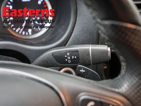 Used 2023 Mercedes-Benz Metris image 13