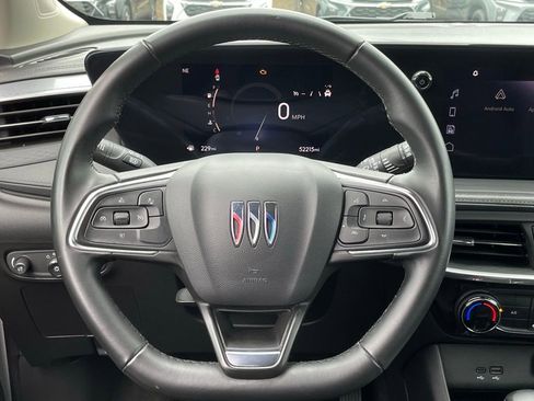 Used 2024 Buick Encore GX Sport Touring image 15