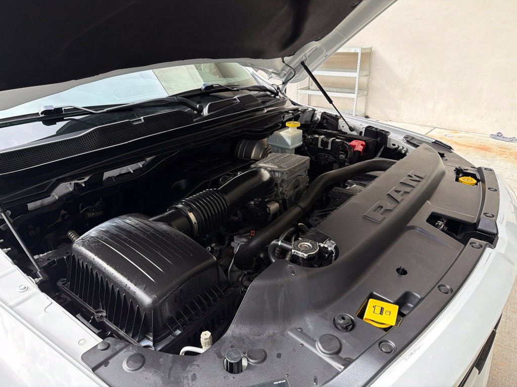 Used 2023 RAM 1500 Laramie AWD/4WD image 12