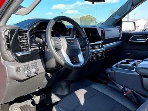 Used 2023 GMC Sierra 1500 Elevation image 16