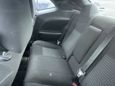 Used 2019 Dodge Challenger SXT w/ Driver Convenience Group RWD image 11