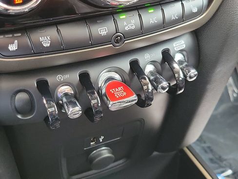 Used 2024 MINI Cooper Countryman S FWD image 28