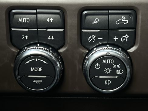 Used 2024 GMC Sierra 1500 Denali Ultimate image 15