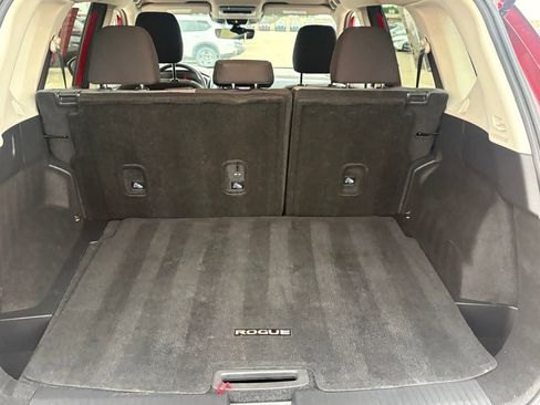 Used 2023 Nissan Rogue SV FWD image 39