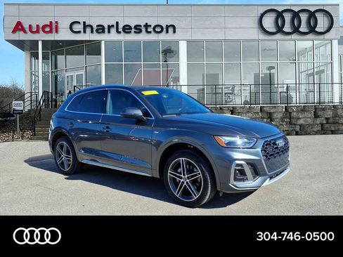 Certified 2024 Audi Q5 e Premium image 1