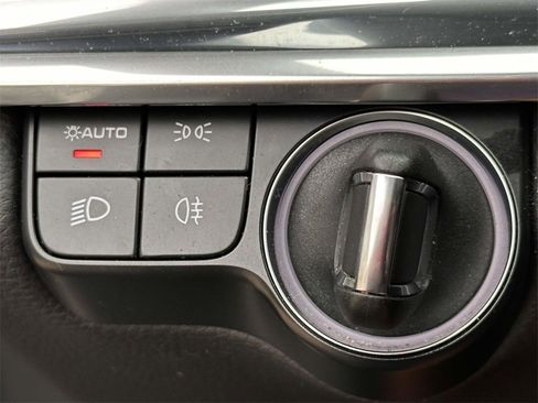 Used 2023 Porsche Panamera 4 Platinum Edition image 22