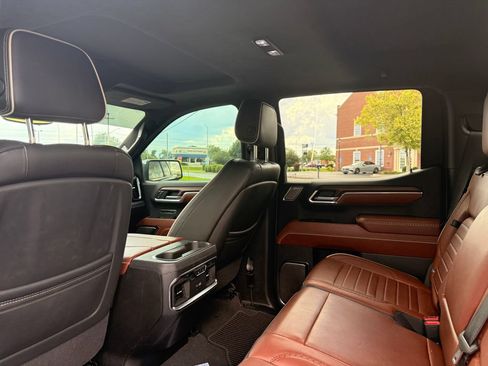 Certified 2024 GMC Sierra 1500 Denali Ultimate AWD/4WD image 16