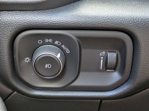 New 2026 RAM 5500 Tradesman w/ Chrome Appearance Group AWD/4WD image 21
