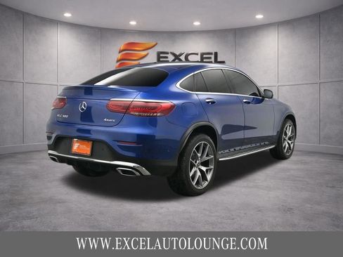 Used 2022 Mercedes-Benz GLC 300 4MATIC Coupe image 6