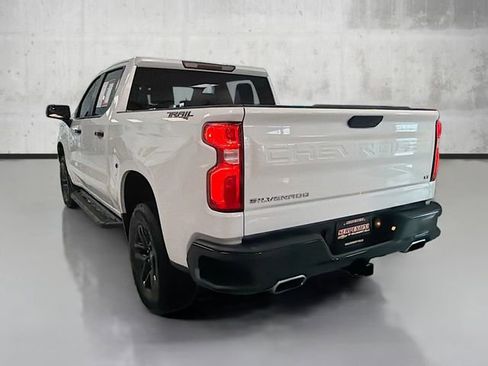 Used 2020 Chevrolet Silverado 1500 LT Trail Boss image 7