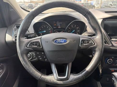 Used 2018 Ford Escape Titanium w/ Ford Safe & Smart Package image 17