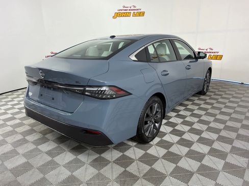 New 2026 Nissan Sentra SL w/ Floor Mat Package image 5