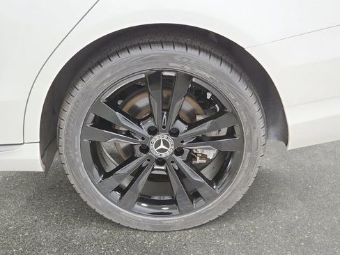 Used 2020 Mercedes-Benz C 300 4MATIC Sedan image 33