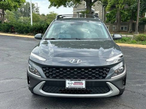 Used 2023 Hyundai Kona SEL AWD/4WD image 2