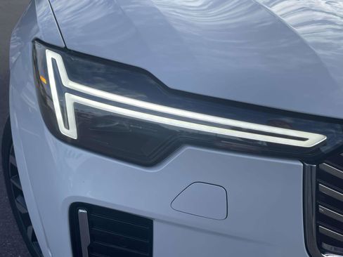 New 2026 Volvo XC90 B6 Ultra w/ Protection Package image 3