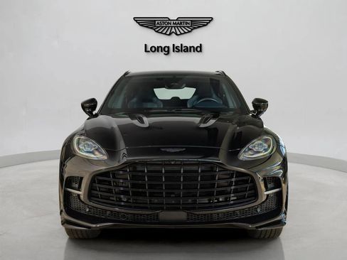 Used 2025 Aston Martin DBX 707 image 2