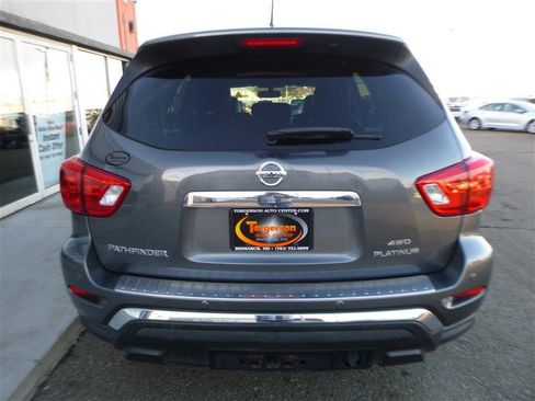 Used 2017 Nissan Pathfinder Platinum w/ Cargo Package image 25