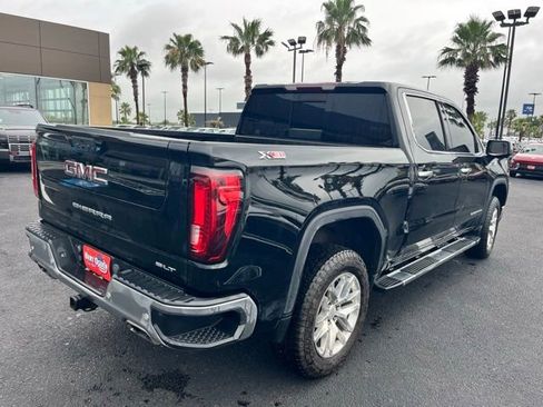 Used 2022 GMC Sierra 1500 SLT w/ SLT Premium Plus Package AWD/4WD image 8
