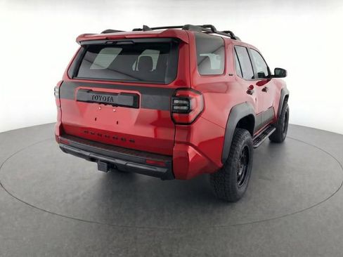 New 2026 Toyota 4Runner SR5 AWD/4WD image 4