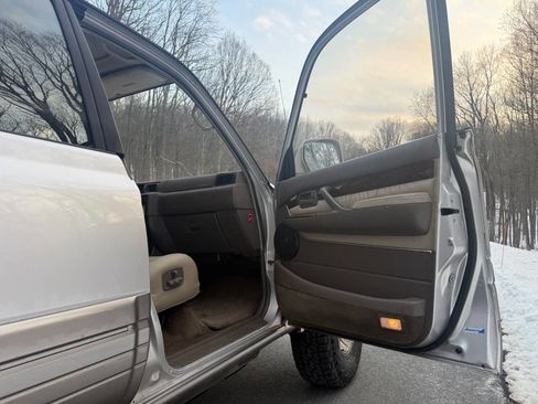 Used 1996 Lexus LX 450 4WD image 29