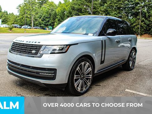 Used 2024 Land Rover Range Rover SE AWD/4WD image 3