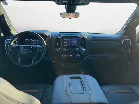 Used 2022 GMC Sierra 1500 AT4 w/ AT4 Premium Package image 10